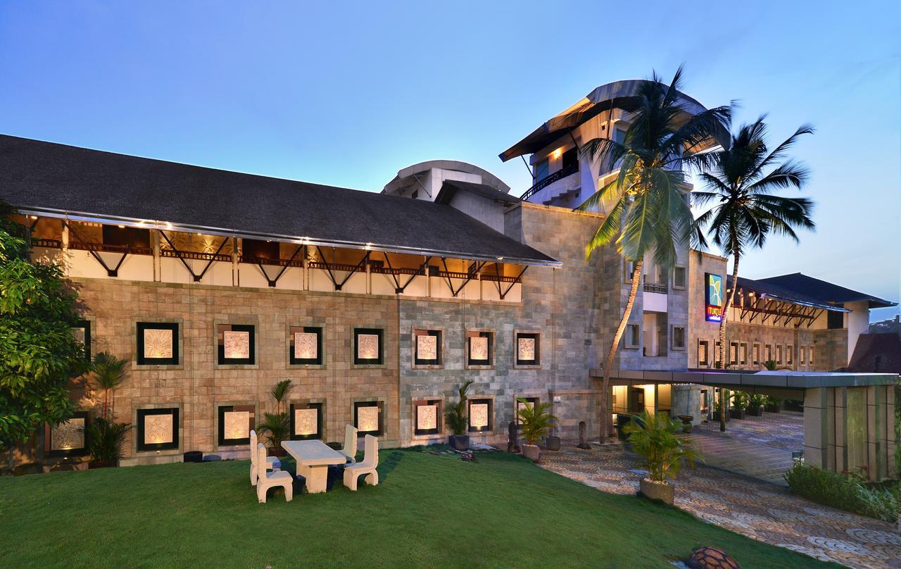 Gokulam Grand Turtle On The Beach Hotel Kovalam Exterior photo