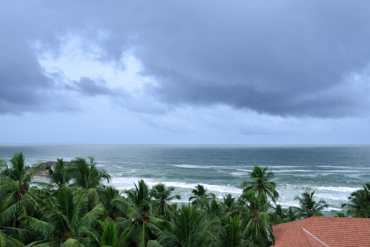 Gokulam Grand Turtle On The Beach Hotel Kovalam Exterior photo